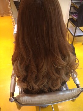 デュオヘアー エクステンションズ 新宿 ☆ガーリーグラデーションカール☆