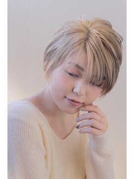 アメリシュシュ 柏(ameri chouchou) Ameri 柏 透け感☆北欧風ハイトーンショート