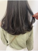 暗めでも透け感のあるグレージュ♪