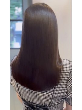 オウ(Ou) 『美髪』セミロング