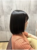 黒髪ツヤサラボブ