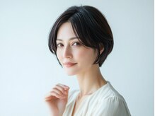 成熟した美しさやエレガンスを引き立てる”美グレイヘア”