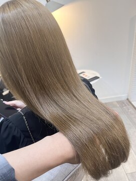 シンク オモテサンドウ(sync omotesando) アッシュベージュ/巻ける縮毛矯正