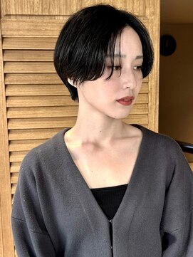 ヤイエ(yiye) ショートボブ/丸みショート /ハンサムショート/マッシュショート