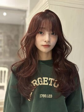 クム(kumu) 【kumu】韓国風小顔レイヤーカット/暖色系艶感ワインレッド