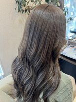 ヘアーメイクサロン プラスチッタ(hair make salon plus citta') オリーブカラー
