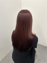 イオエ(ioe) ミディアムレイヤー/ツヤ髪スタイル/グレージュ/ショートボブ