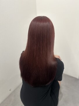 イオエ(ioe) ミディアムレイヤー/ツヤ髪スタイル/グレージュ/ショートボブ