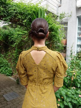 ビューズ(VIEWS) タイトシニヨン参列ヘア大人アレンジ20代30代(表参道駅)