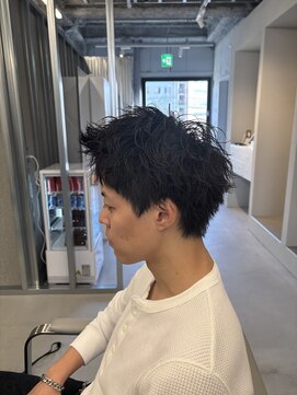 アソビ 元町店 スパイキーパーマ