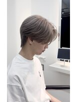 オン(on.)&nbsp;ミルクティーベージュ　センターパート