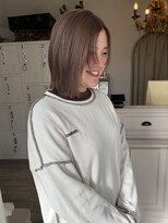 ケイリー(KAYLEE)&nbsp;【KAYLEE STYLE】　グレージュボブ