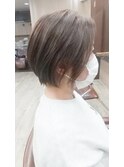 透明感な丸みショート