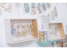 メカマハロジャミング(Me Ka Mahalo Jammming)の雰囲気(ヘアアクセ&ピアス&ご祝儀袋&ストッキングもご用意してます)