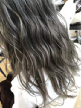 ベルポートヘア(Bellport hair) ☆絶妙透明感!シルバーアッシュ☆