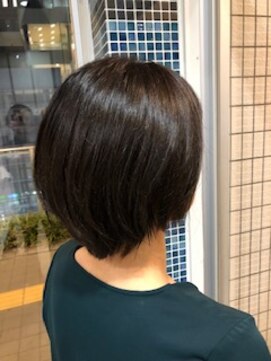 スタジオ アルファプラス 日暮里店(studio α+) ブルーアッシュブラウン×カジュアルボブ♪