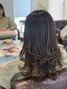 ミリア 茅ヶ崎店(Mirea) ナチュグラハイレイヤー