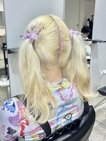 シキナ(sikina) キラキラヘアアレンジ