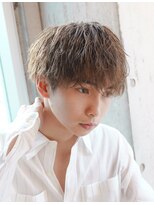 アルファ 新宿(alpha)&nbsp;フェザーパーマ/ブルーブラック/刈り上げセンターパート[新宿]