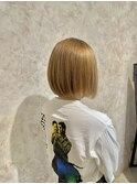 フォギーベージュ×コンパクトボブ