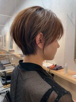 ロット 横浜(lot)&nbsp;イメチェン小顔フェザーショート×美髪メルティカラー[横浜駅]