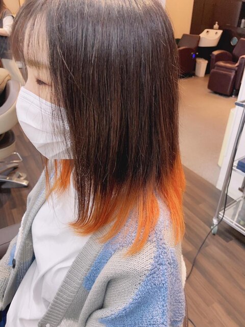 暗髪ブラウン+オレンジ裾カラー ストレートロング