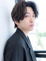 メゾンバイハバナ(maison by HAVANA)&nbsp;メンズ波巻きセンターパートハイライトツーブロックマッシュ