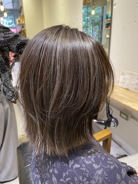 リタ(rita.) まつだてみすず☆ケアブリーチでブラウンベージュ