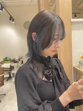 デイワン(DAY.1) インナーとウルフカット