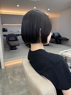 サンド 鹿児島中央(sand) @ayumi.sand ボブ　縮毛矯正　あごラインボブ