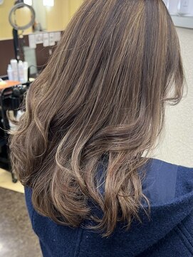 アントワープトーキョー(antwerp TOKYO) 40代50代大人レイヤー髪質改善白髪染めハイライト酸性ストレート