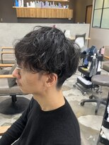 イェッカ(YECCA)&nbsp;刈り上げパーマスタイル