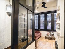 ヘアーアンドファッションシオミエイチ (hair＆fashion shiomi H)の雰囲気（外国をイメージしたおしゃれ店内！髪質改善・透明感カラー話題）