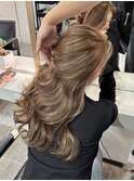 ハイライトカラーくびれヘアアプリコットオレンジ