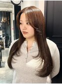 オリーブベージュ×顔周りレイヤー