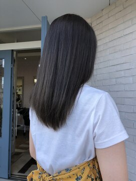 ハグヴィアン(HUG BIEN) うるつやストレートで嫌な不満を解消しましょ☆