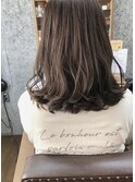アッシュグレー×ゆるふわコテ巻き