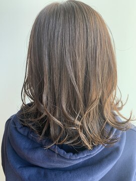 サイワイマチ美容室 イルミナカラーカット