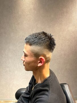 エルクロノス(L.Chronus) 上質な1ｍｍフェード×刈り上げ