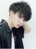 刈り上げツーブロック前下がりマッシュツイストスパイラルパーマ