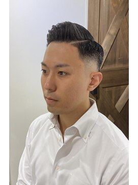 ドルクス 日本橋(Dorcus) 東京駅　銀座線　東西線　床屋　理髪店　メンズ美容室