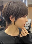 モードに大人可愛いダークアッシュイメチェンショートボブ