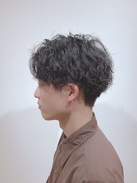 エイトメン 上野店(EIGHT MEN) センターパートスパイラルパーマ