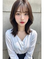 キートス(kiitos)&nbsp;くびレイヤー姫カット小顔ワンカールセミディシアーカラー