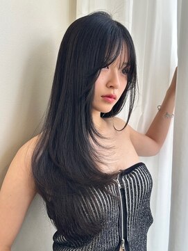 スティロ(stylo) レイヤーカットハイライトショートヘアイルミナカラーオージュア