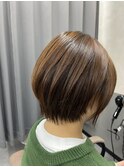 ショートボブ