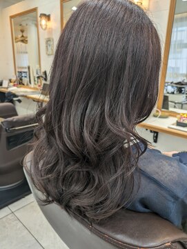 ラフューネ ヨコハマ(Raffune Yokohama) アッシュグレージュ