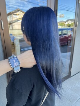 クオン 伊勢崎(QUON.) ネイビーカラー