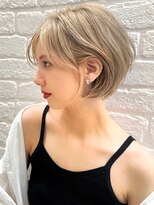 トルネード(TORNADO)&nbsp;外国人風前下がりレイヤーショートボブ　n8.2.15