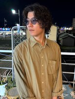 ユイマァルスロウ(YUIMARL SLOW)&nbsp;ニュアンスウルフ/ミディアムレイヤー/メンズパーマ